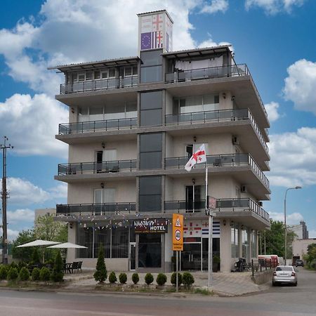 Hotel Carleone บาทูมิ ภายนอก รูปภาพ