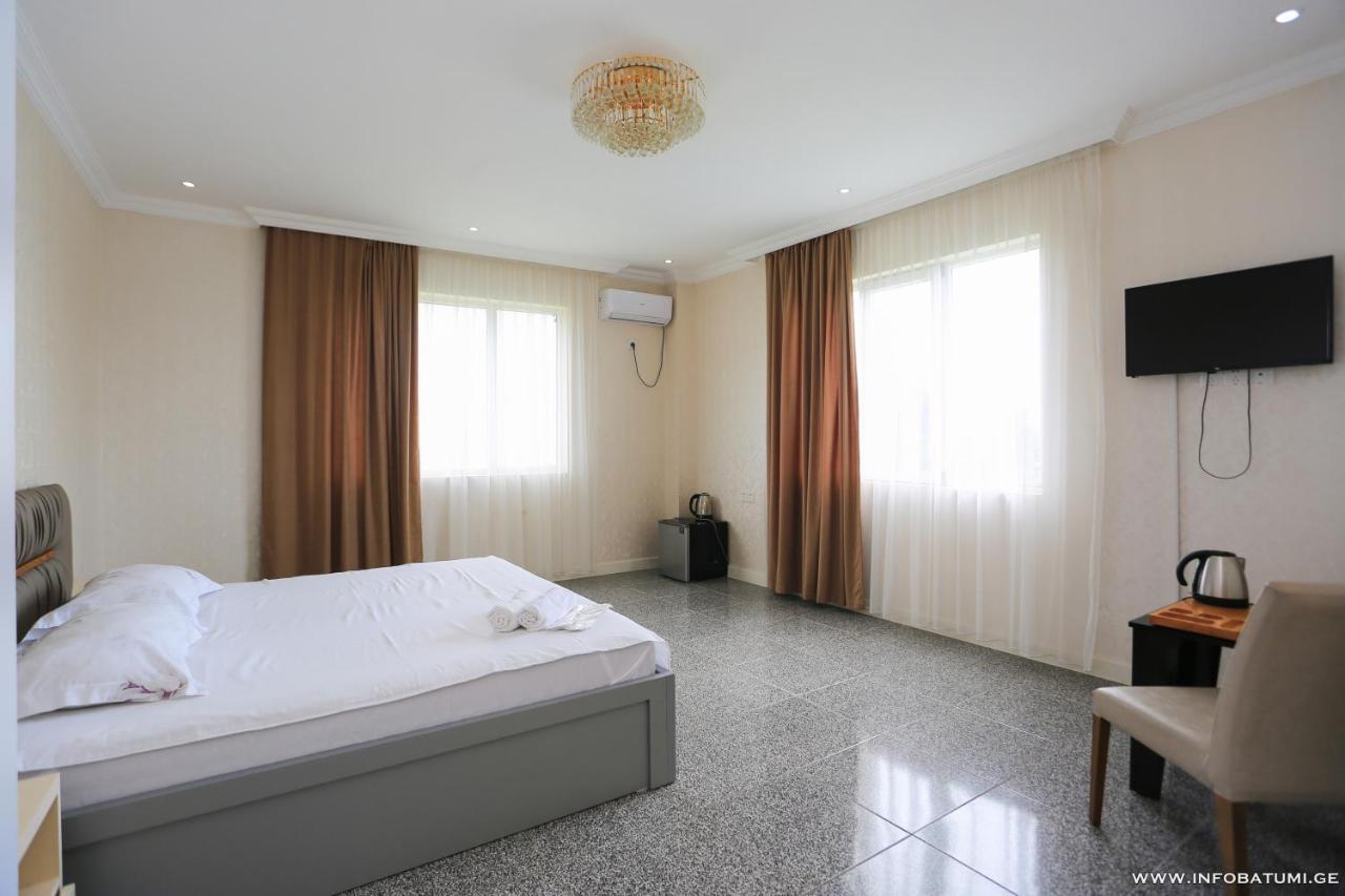 Hotel Carleone บาทูมิ ภายนอก รูปภาพ