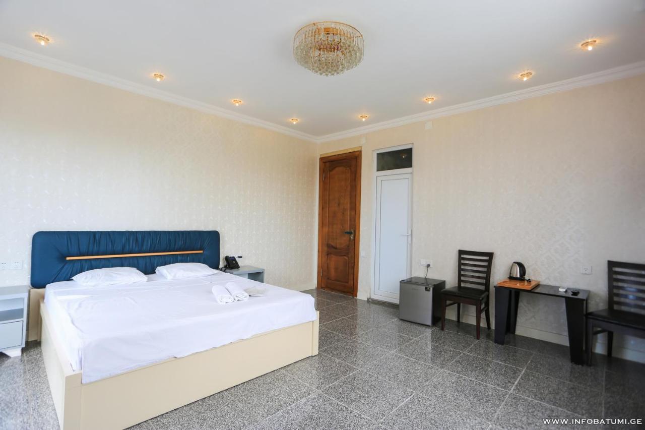 Hotel Carleone บาทูมิ ภายนอก รูปภาพ