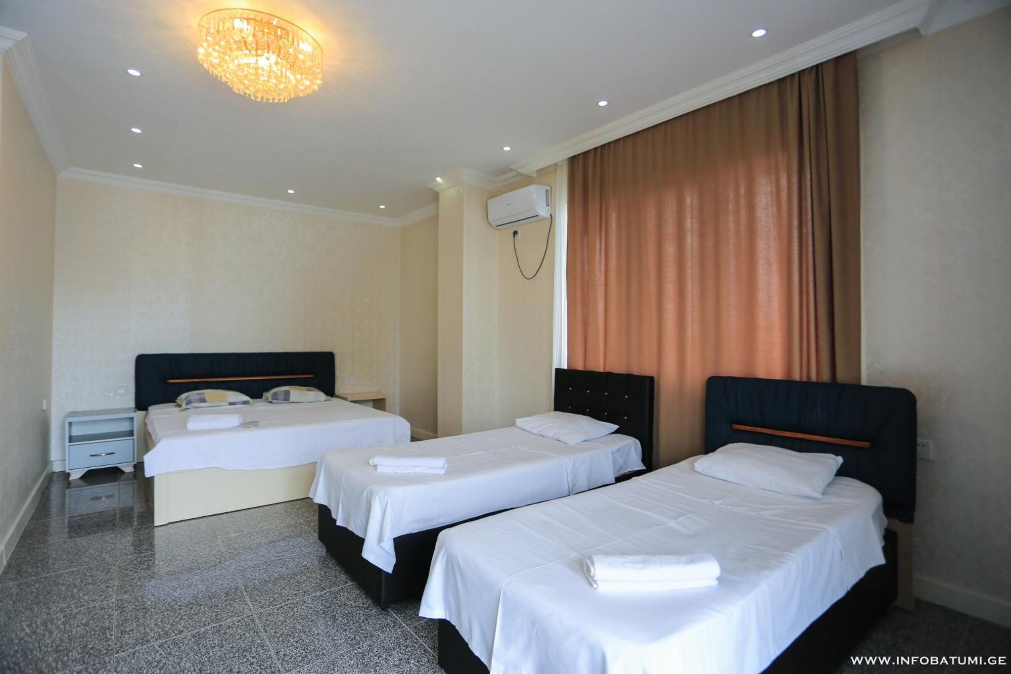 Hotel Carleone บาทูมิ ภายนอก รูปภาพ