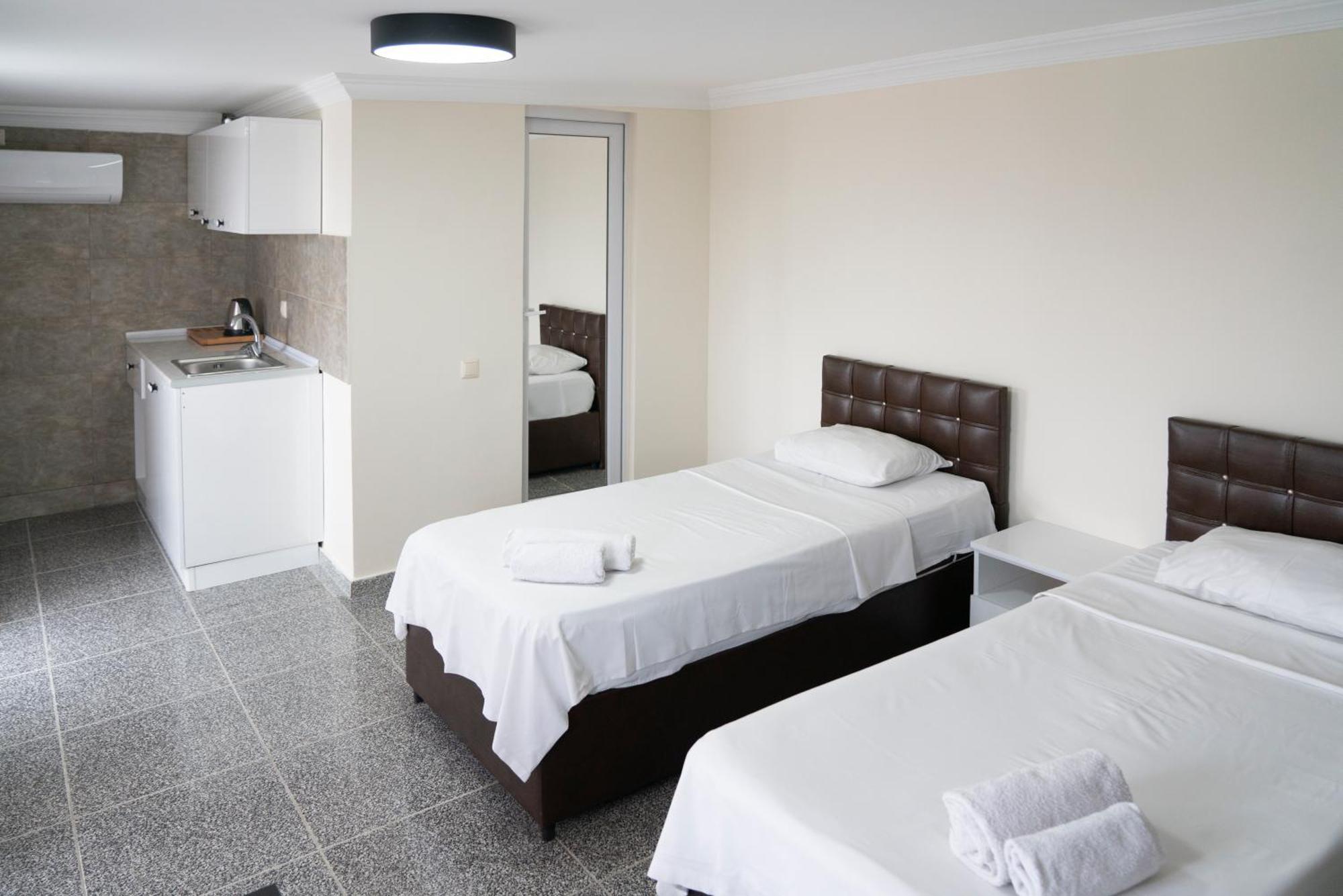 Hotel Carleone บาทูมิ ภายนอก รูปภาพ